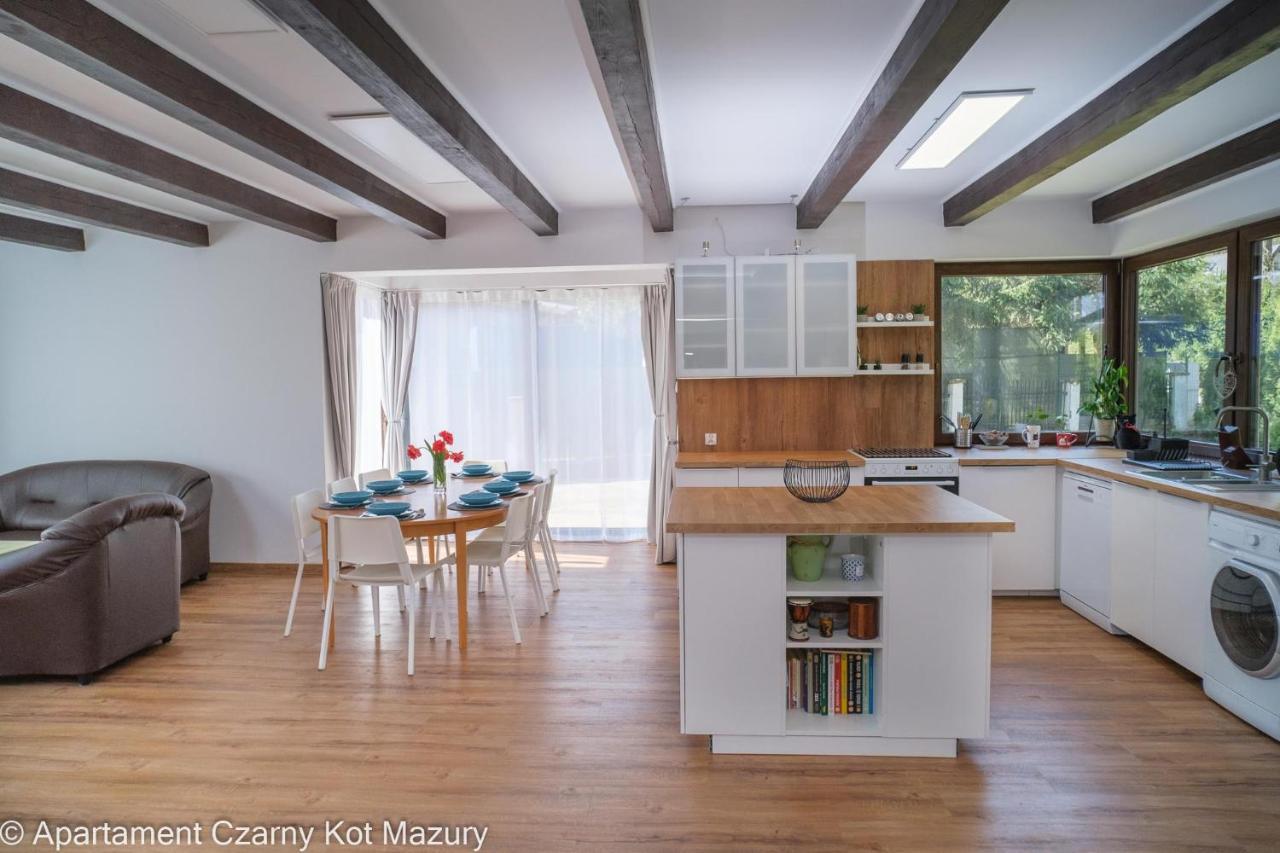 MalkinieCzarny Kot Mazury Dom Caloroczny别墅 外观 照片