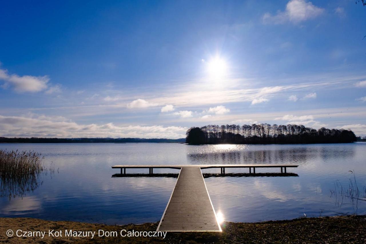 MalkinieCzarny Kot Mazury Dom Caloroczny别墅 外观 照片