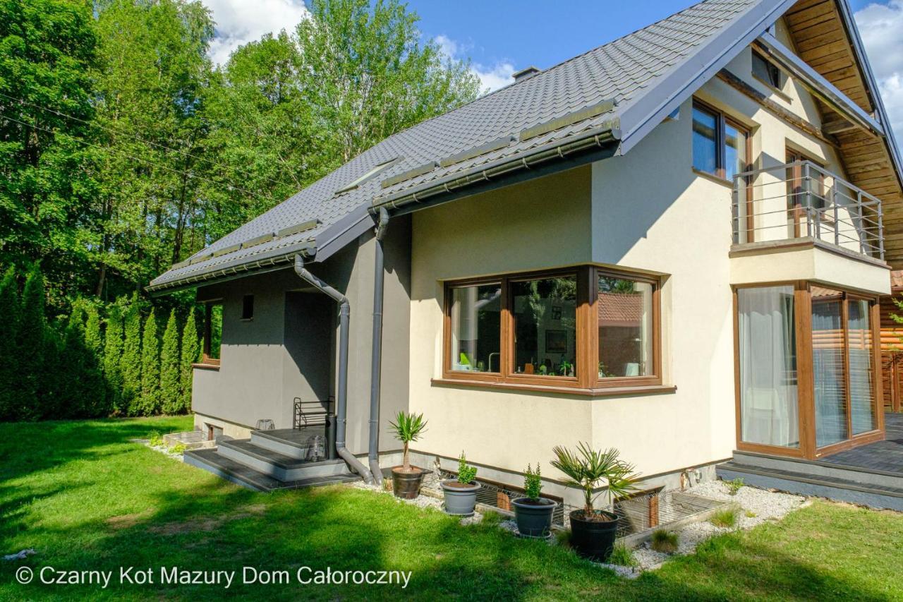 MalkinieCzarny Kot Mazury Dom Caloroczny别墅 外观 照片